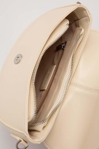 Levidor A.Yellow Logo Chain Detailed Shoulder Bag