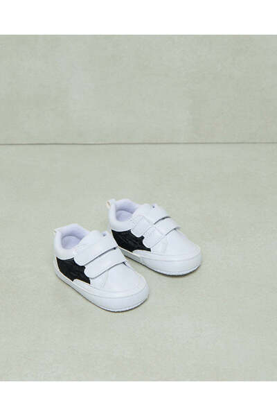 REDTAG Baby White Quilted Detail Pram Shoe