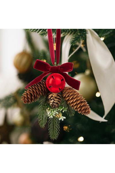 CED AUTO TRADE Christmas door decoration - artificial pine tree, with cone, red bell - 16 x 15 cm