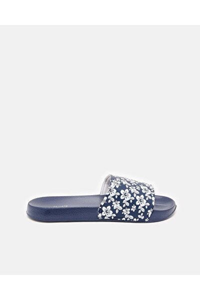 REDTAG شبشب نسائي مطبوع عليه زهور باللون الأزرق البحري