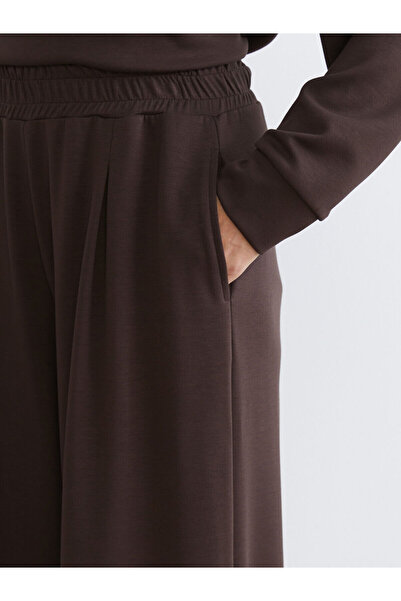 LC Waikiki بنطال رياضي نسائي واسع الساق بخصر مطاطي