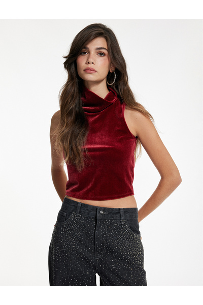 Koton Slim Fit Mock Neck Sleeveless Crop Velvet Blouse