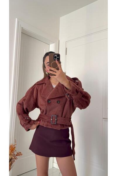 Solie Short Soft Cashmere Jacket with Burgundy Belt Detail