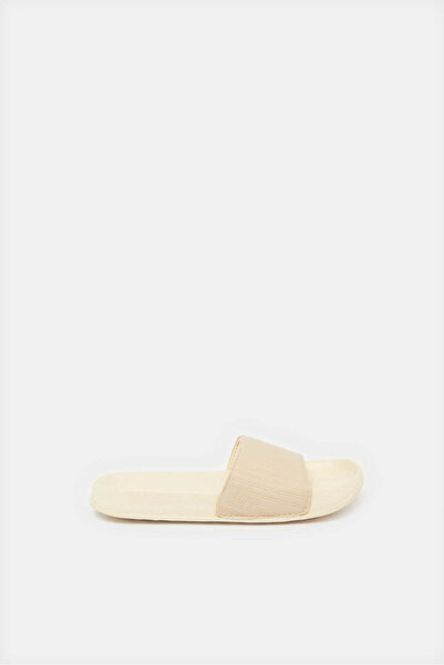 REDTAG زلاقة بيج منقوشة للأولاد الكبار