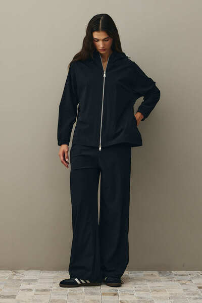 Fahhar Hooded Light Touch Suit Black