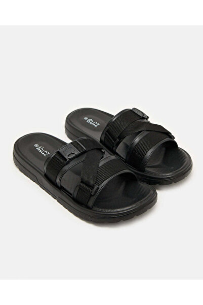 REDTAG Men Black Clasp Slide