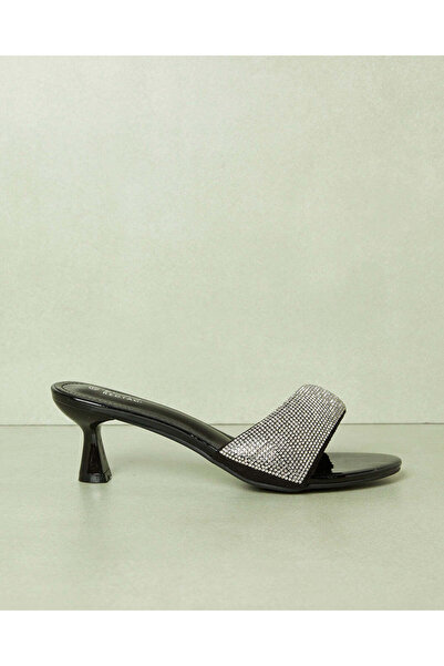 REDTAG حذاء نسائي بكعب أسود مزخرف