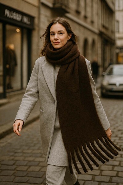 REMSA Γυναικείο Φουλάρι Μαντήλι ώμου με λεπτομέρεια φούντας 40x200 cm 1295 Καφέ