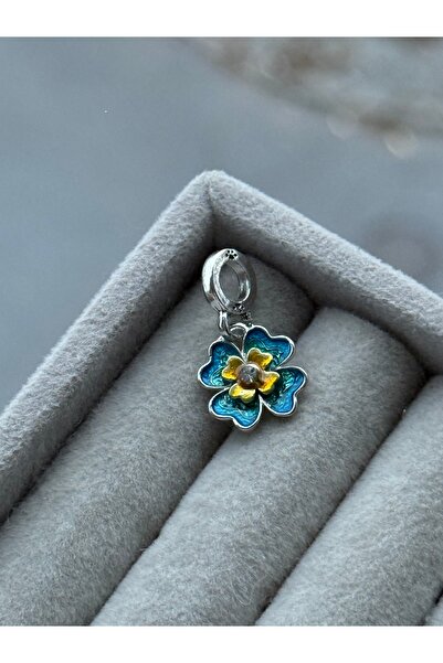 asaf Four-Leaf Clover Dangle Charm |   Asaf Accessory