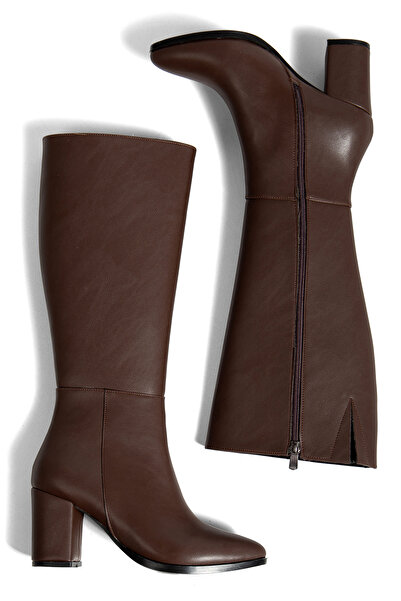 moun shoes Γυναικείες μπότες με τακούνι με φερμουάρ σε καφέ χρώμα μέχρι τη γάμπα