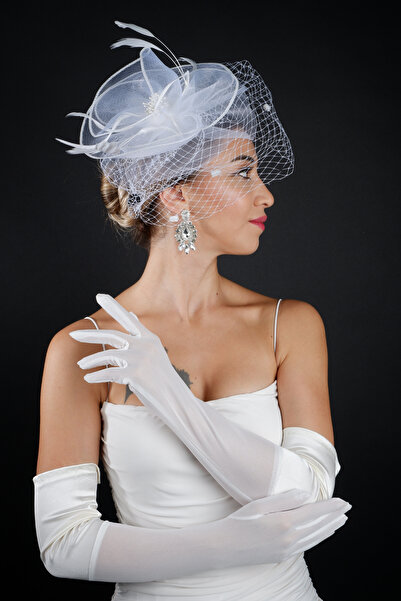 Limelia إكسسوار قبعة الزفاف بتفاصيل من الريش وقفازات الزفاف الطويلة فوق المرفقين