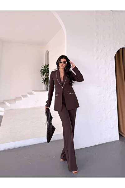 Bella Breeze Kadın Yakası Taş Biyeli Takım Elbise