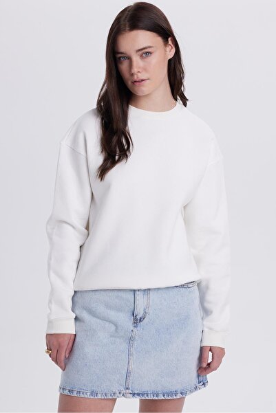 Tudors Women's Oversized wide cut cotton crew neck ecru sweatshirt