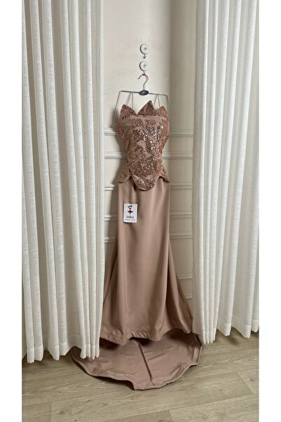 Onila flesh-colored embroidered evening dress