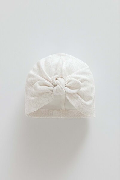 Caramell Tiny Lace Bow Bonnet Ecru