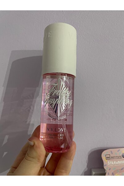 V.V LOVE Fruity symphony scented spray