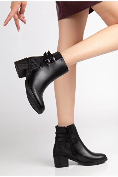 defile ayakkabi حذاء نسائي يومي بكعب قصير وإبزيم أسود