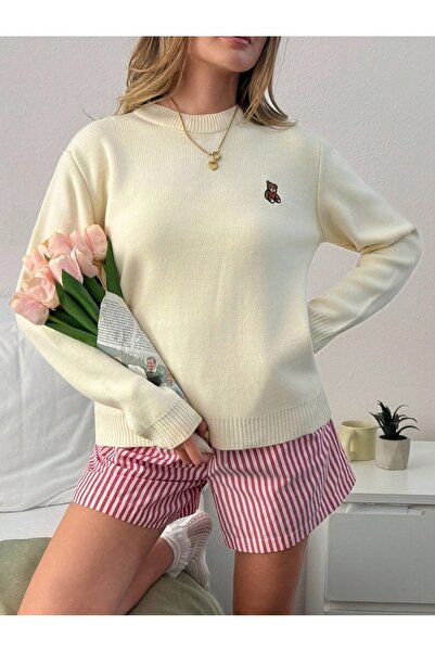 CLOUDY WEAR&DESİGN Women's Crew Neck Teddy Bear Embroidered Knit Sweater