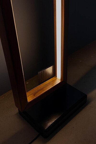 AZM DESİGN Ayaklı Ahşap Lamba