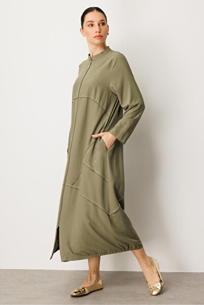 Micca İpekçe Kumaşı Sayesinde Hafif ve Ferah Spor Kap - Ferace-Haki