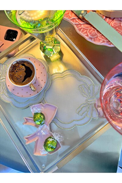 Merve Kaymakcı Ödemiş İpeği Fiyonk Nakışlı Kokteyl Peçete Krem