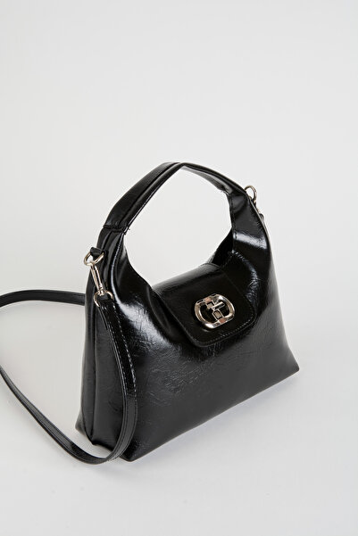 Vivaq Women's Black Faux Leather Flip Lock Closure Handbag and Shoulder Bag