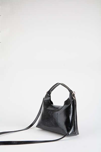 Vivaq Women's Black Faux Leather Flip Lock Closure Handbag and Shoulder Bag