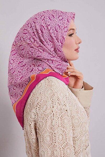 Levidor وشاح ناعم بنمط بازل باللون الفوشيا