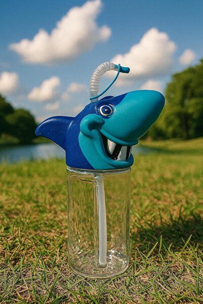 B&D Kids' shark-design water bottle with straw, blue & turquoise, transparent container