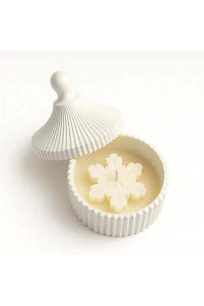 Ziani Christmas candle in textured ceramic container with lid – snowflake, soy wax