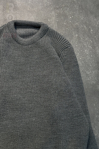 ROY501 Men's Crew Neck Sweater Winter Thick Knitwear Sweater Crew Neck Sweater Men