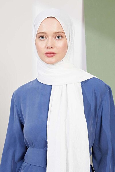 Levidor White Crepe Shawl