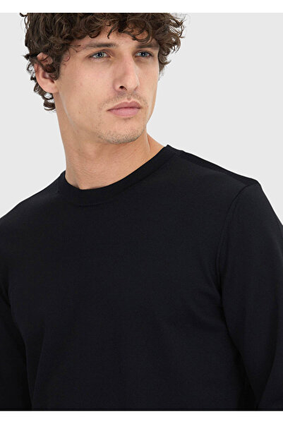 Ramsey Black Crew Neck Plain Knit Sweater