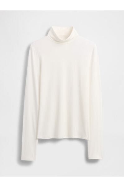 GAP Kadın Beyaz Tüy Hafifliği Kayık Yaka Kazak