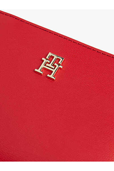 Tommy Hilfiger Hilfiger Icon Zip-Around Flap Wallet