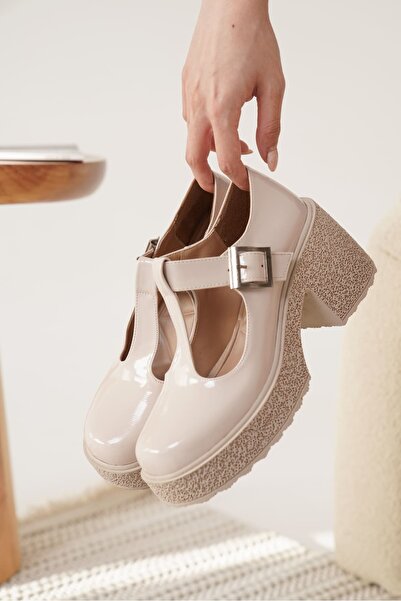 Abacca Mathilda Women's Beige Patent Leather Casual Shoes