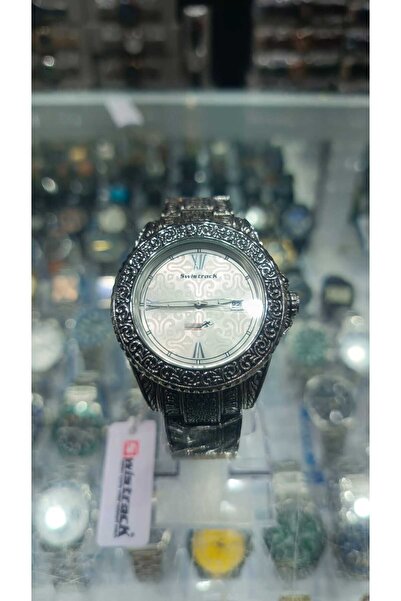 Swistrack Soystrack Luxury Engraved Men's Watch – Elegant Silver Design with a Heritage Style