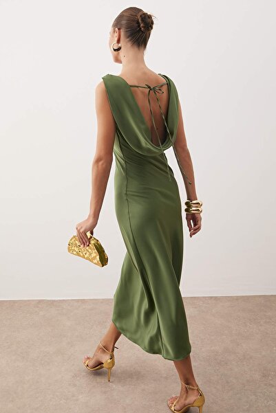 Trendyol Collection Green Plain Accessory Detail Woven Satin Maxi Party Dress Tpraw26El00120
