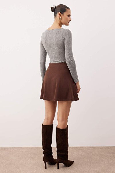 Trendyol Collection Кафява мини пола с копчета и А-образен силует TWOAW26ET00085