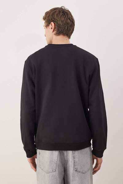 Trendyol Collection Black-Khaki-Beige 3-Pack Regular/Normal Fit Basic Fleece Inside Sweatshirt Tmnaw26Sw00006