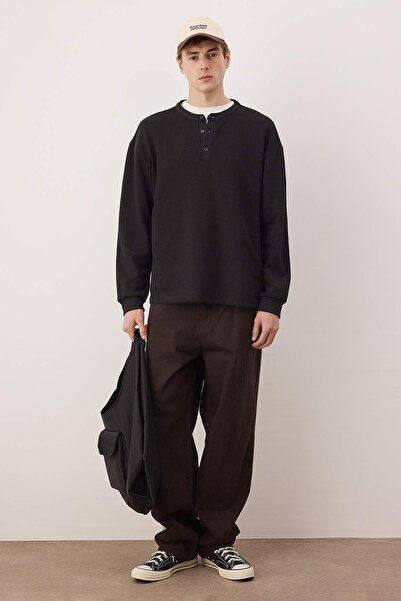 Trendyol Collection Черна широка блуза с дълъг ръкав и копчета, с вафелна текстура TMNAW26TS00004