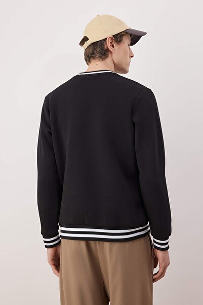 Trendyol Collection Black Regular/Normal Cut Knitwear Banded Embroidered Sweatshirt Tmnaw26Sw00066