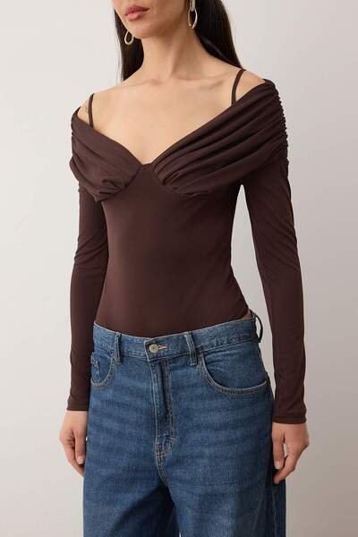 Trendyol Collection Dark Brown Carmen Collar Long Knitted Sandy Body Tpraw26Bd00022