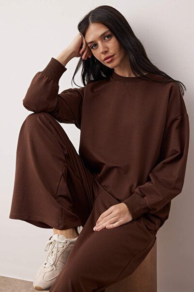 Trendyol Collection Σκούρο καφέ Χαλαρό/Άνετο Πλεκτό Φούτερ/Σετ Φούτερ με φαρδύ πόδι TWOAW25EM00004