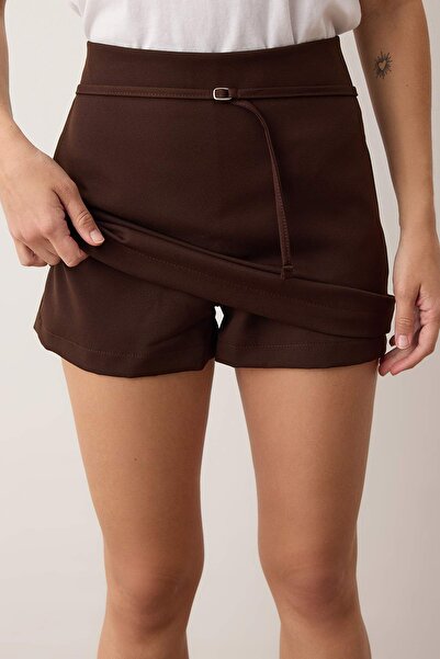 Trendyol Collection Dark Brown Thin Belt Detailed Mini Shorts Skirt Shorts & Bermuda Twoaw26Sr00056