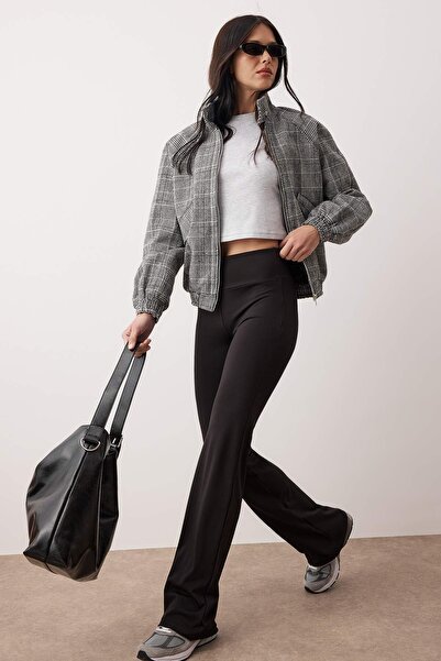 Trendyol Collection Black Knitted Sweatpants Twoaw25Ea00038