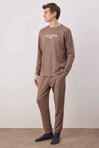 Trendyol Collection Коричневий піжамний комплект Orme з принтом TMNAW24PT00037