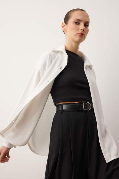 Trendyol Collection Ecru Thessaloniki Polo Collar Buttoned Oversize Shirt Twoaw26Go00117