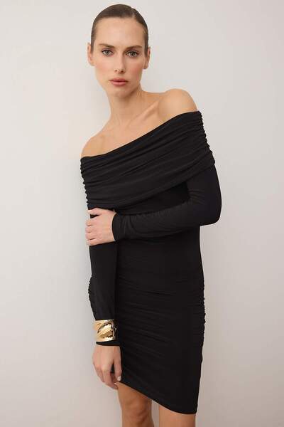 Trendyol Collection Black Open Shoulder Carmen Bodycone/Fitted Stretchy Mini Knitted Dress Twoaw26El00036