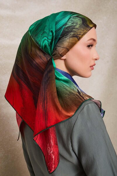 Levidor Red-Green Complex Pattern Twill Silk Scarf